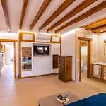 Boutique Rosario Martin Hotel *